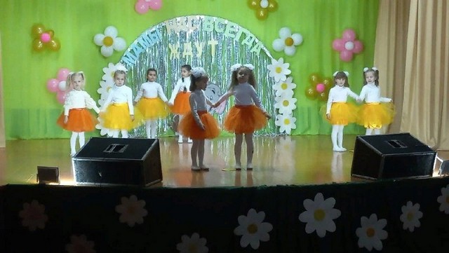 koncert den materi 3