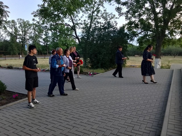 22 июня по всему миру зажигаются свечи в ночной тишине в память о всех, кто отдал жизнь во имя Великой Победы